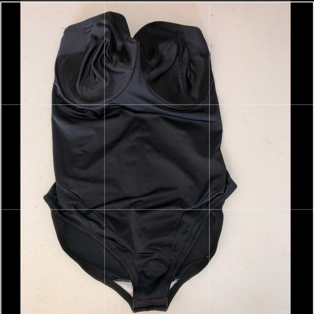 NWOT LB BODY SHAPER 38D